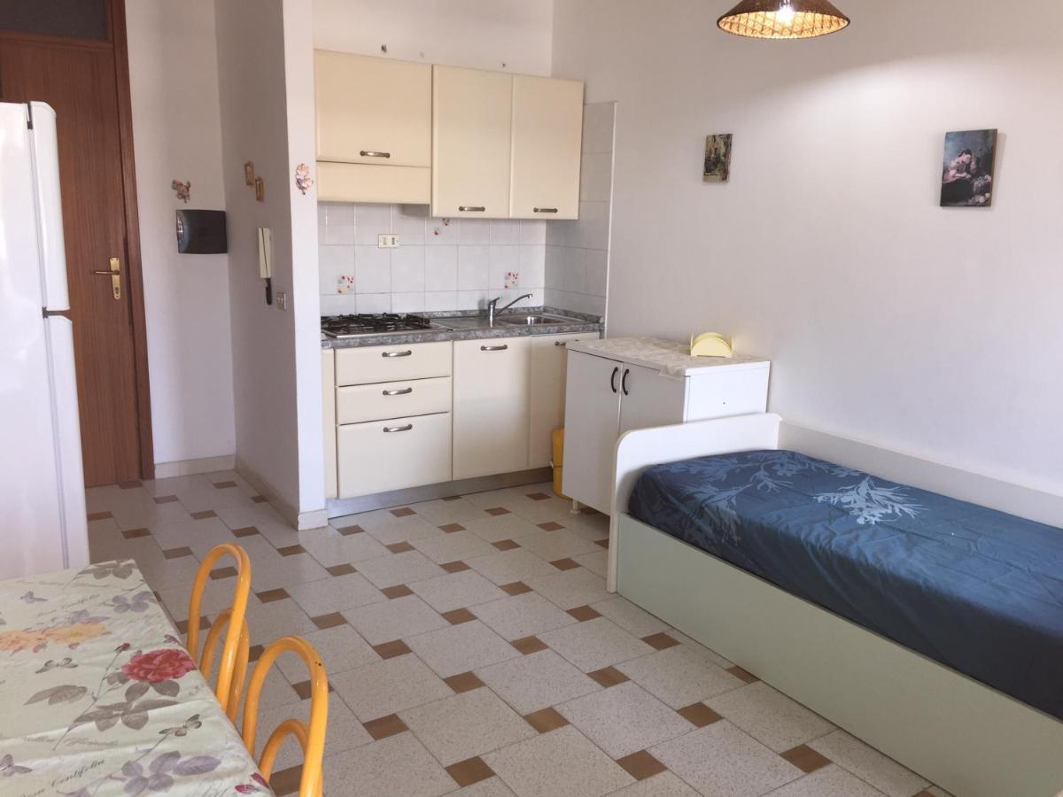 Le Zagare Apartments SantʼAlessio Siculo Exterior foto